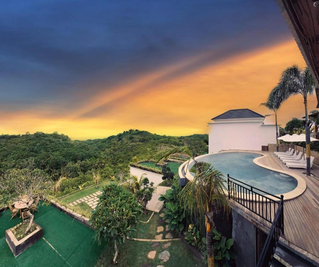 Kelingking Parama Resort Batumadeg Dış mekan fotoğraf